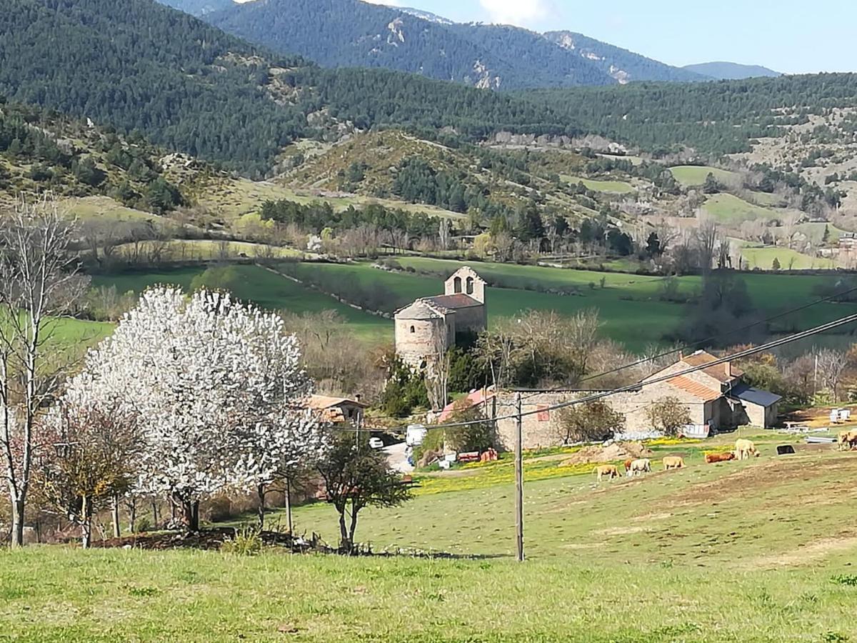 Alberg Rural La Rectoria De Pedra Bellver De Cerdanya Exterior photo